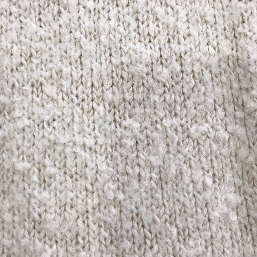 Form fitting wool sweater dress - Picture 5 of 7